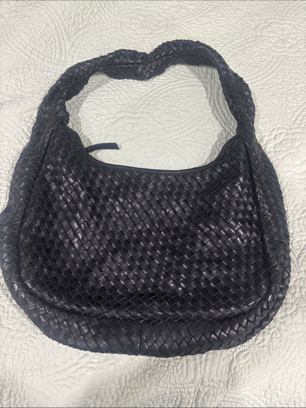 TJ Maxx Used Woven Leather Shoulder Bag in Black (used 4x’s)!!!!
